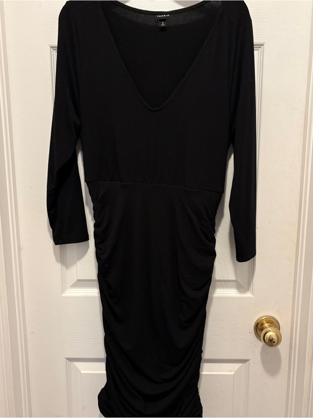 torrid Black V-Neck Ruched Long Sleeve Midi Dress